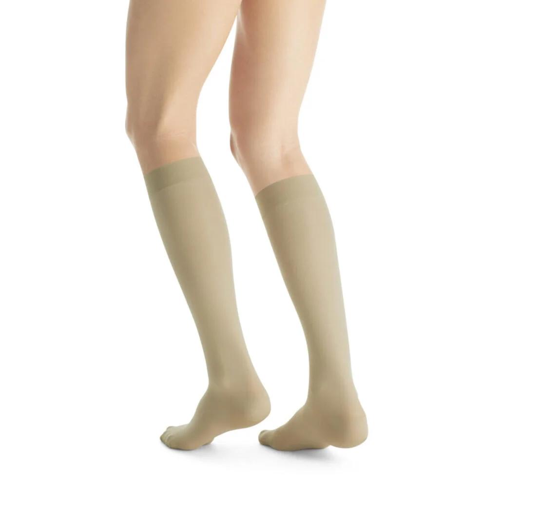 Support hosiery with a younger & healthier appearance, try Elbeo